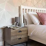 3 Bed, Central, Parking, Conference Centre 5 Mins- The Hub * Harrogate