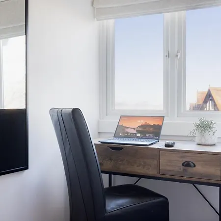 3 Bed, Central, Parking, Conference Centre 5 Mins- The Hub Сasa de vacaciones