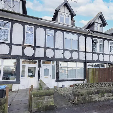 Сasa de vacaciones 3 Bed, Central, Parking, Conference Centre 5 Mins- The Hub