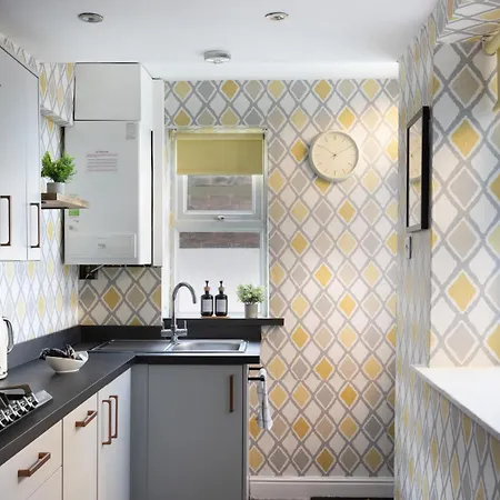 3 Bed, Central, Parking, Conference Centre 5 Mins- The Hub Vakantiehuis Harrogate