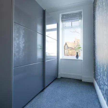 בית נופש 3 Bed, Central, Parking, Conference Centre 5 Mins- The Hub *