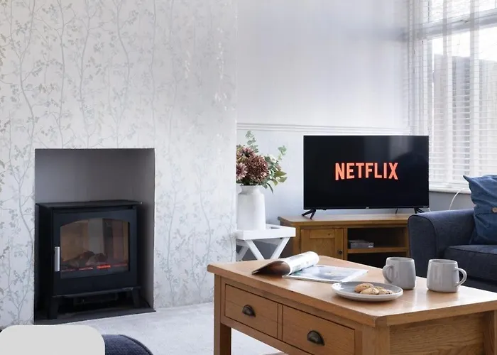 3 Bed, Central, Parking, Conference Centre 5 Mins- The Hub Harrogate