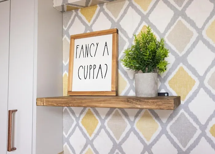 Semesterbostad 3 Bed, Central, Parking, Conference Centre 5 Mins- The Hub