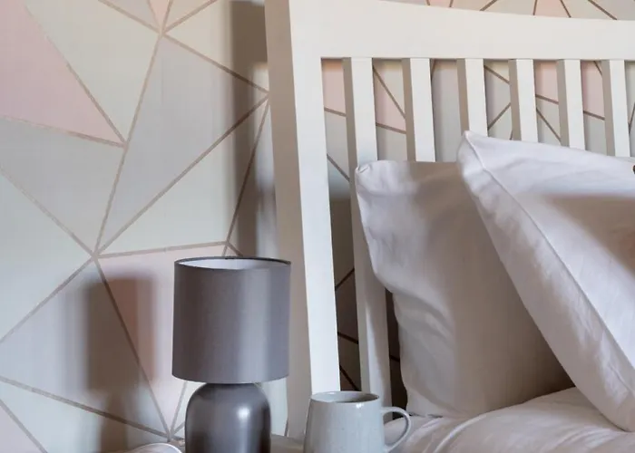 3 Bed, Central, Parking, Conference Centre 5 Mins- The Hub Hébergement de vacances